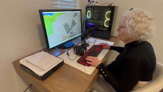 Vovó de 81 anos vira streamer de Minecraft e arrecada fundos para tratar câncer do neto
