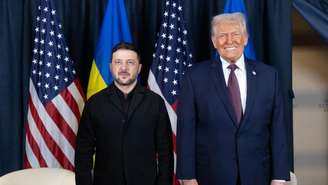 Foto divulgada pelo governo ucraniano da reunião entre Volodymyr Zelensky e Donald Trump, à margem do Fórum Econômico Mundial em Davos. (22/01/2026)