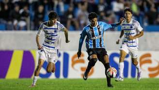 Lance do jogo entre Grêmio e Cruzeiro pela Copinha