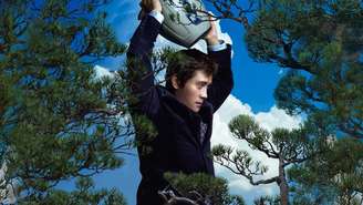 Com humor, 'A Única Saída' expõe o vazio e a decadência da elite diante do capitalismo selvagem (Divulgação/NEON)