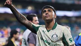 Facundo Torres durante jogo do Palmeiras