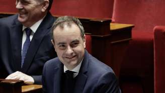 O premiê francês Sébastien Lecornu superou duas moções de censura relacionadas ao projeto de orçamento do governo.