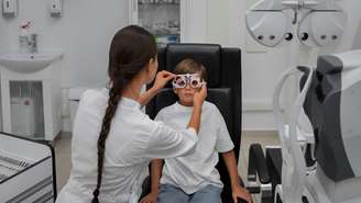 Médica faz alerta para os pais com filhos em idade escolar