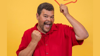 Com Sol em Sagitário, Babu tende a liderar com franqueza, justiça e visão coletiva