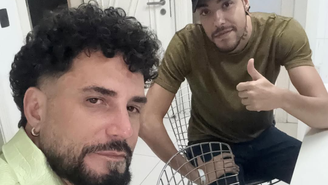 Latino se reconcilia com filho após reabilitação por dependência química e detalha relação