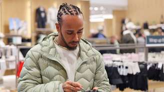 Hamilton usou de contratos milionários e patrocínios para criar fortuna sustentável