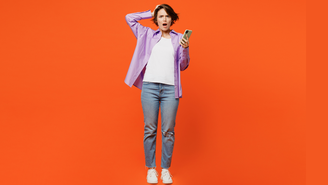 Bloquear o celular e trocar senhas rapidamente ajuda a proteger seus dados