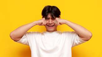 Você sabia que os seres humanos são a única espécie conhecida que derrama lágrimas emocionais?