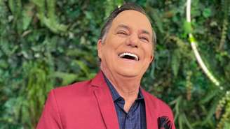 Aos 80 anos, Ronnie Von ainda recebe muitos comentários de fãs elogiando sua beleza