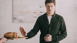 Em pessoas com doença celíaca ou sensibilidade ao glúten, a retirada dessa proteína é uma necessidade médica – depositphotos.com / AndrewLozovyi