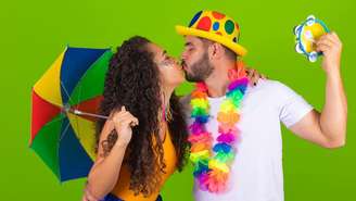 Saiba quais signos mais combinam na folia de Carnaval