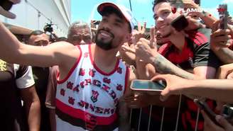 Lucas Paquetá na chegada ao Rio de Janeiro 