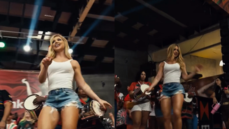 Virginia Fonseca na quadra da Grande Rio