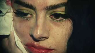 'The Moment', filme com Charli xcx, ganha data de estreia no Brasil (Divulgação)