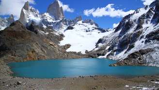 A região, conhecida por áreas de floresta, estepes e parques nacionais, passou a registrar episódios de fogo mais extensos, com impacto direto sobre comunidades locais, turismo e biodiversidade – depositphotos.com / YaseminOlgunozBerber