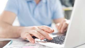 Computador – depositphotos.com / REDPIXEL