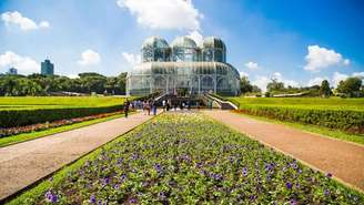 Dicas de viagens pelo melhor de Curitiba: saiba o que fazer na capital do Paraná.