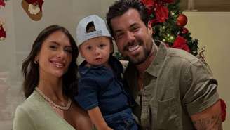 Andressa Castorino e Lipe Ribeiro com o filho, Dom