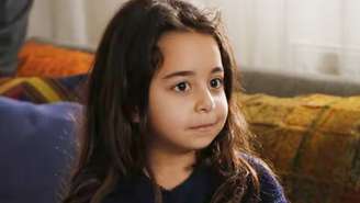 Beren Gökyıldız na novela Mãe (Reprodução/Record)