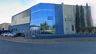 Incêndio atinge fábrica em Indaiatuba; bombeiros atuam no combate às chamas