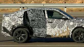 Novo Fiat Fastback flagrado em testes na Europa