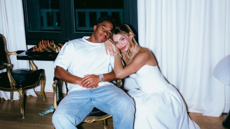 Esposa de Endrick desmente rumores de divórcio e rebate acusação nas redes sociais