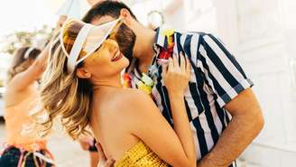 Confira como cada signo brilha no amor no Carnaval