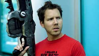 Por onde anda Cliff Bleszinski?