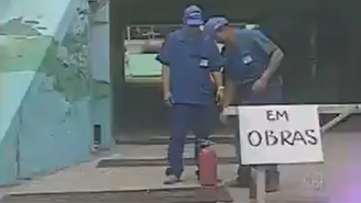 Pegadinha de Silvio Santos aparece em arquivo do caso Epstein