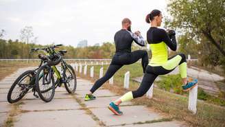 agachamento – depositphotos.com / RomanPashkovsky