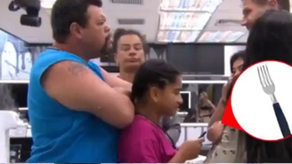 BBB 26: Web pede expulsão de Milena por segurar garfo durante briga