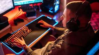 Wi-Fi, cabo ou 5G: qual conexão é melhor para quem joga ou trabalha online?