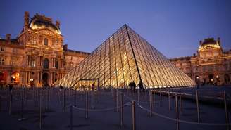 O Louvre, em Paris, é o museu mais visitado do mundo. Foto de arquivo de 17 de novembro de 2025.