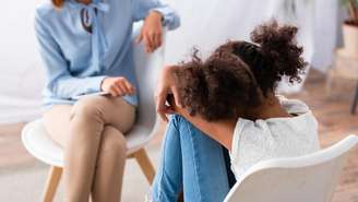 Familiares de pessoas com autismo lamentam que grande parte dos profissionais que atuam na área tenham formação de psicanálise.