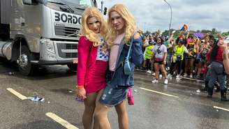 Irmãs Vandergeld, do filme As Branquelas, viraram tema de fantasia no Ibirapuera