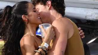A atriz Bruna Marquezine e o cantor canadense Shawn Mendes deram o que falar ao aparecerem em clima de muito romance