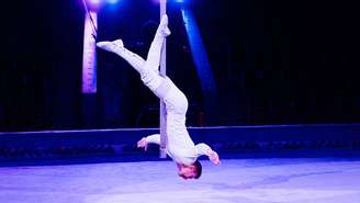 cabeça para baixo – depositphotos.com / HayDmitriy