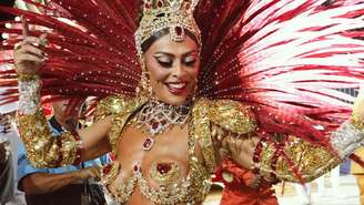 Veja o que levou Juliana Paes de volta à avenida