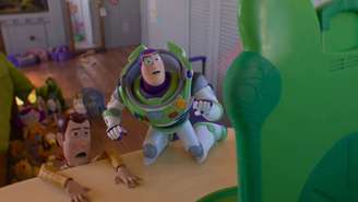 Woody surge 'calvo' em trailer de 'Toy Story 5' (Divulgação/Pixar)