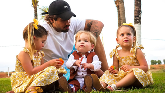 Longe dos filhos, Zé Felipe reclama da saudade: 'Tem dias que pesa mais' / Reprodução: Instagram