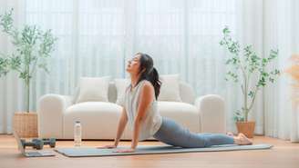 Veja como o Yoga ajuda no equilíbrio dos hormônios femininos