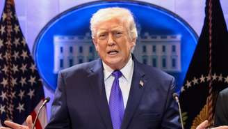 Donadl Trump anunciou a nova tarifa global de 15% no sábado 21 de fevereiro, depois que a Suprema Corte dos EUA derrubou o tarifaço imposto por ele em abril de 2025.