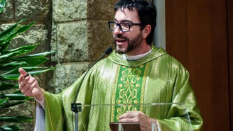 É grave? Padre Fábio de Melo passa por cirurgia no Rio / Reprodução: Instagram