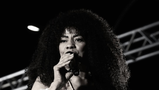 Morre a cantora Karina Nerys, do bloco afro Malê Debalê, aos 54 anos