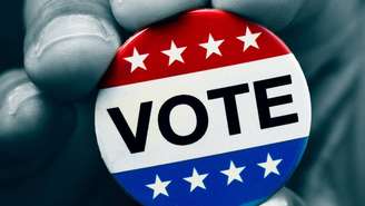 O debate sobre impostos, saúde e regulação do mercado está no centro das divergências entre os dois partidos – depositphotos.com / nito103