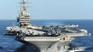 O navio porta-aviões USS Abraham Lincoln, em imagem divulgada pela Marinha dos EUA