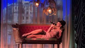 Lily Allen em show de estreia da turnê 'West End Girl', em Glasgow