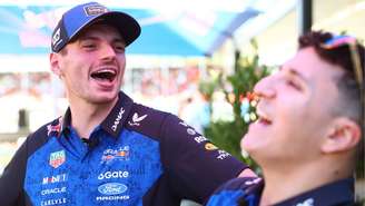 Verstappen elogia RB22