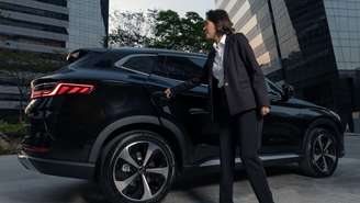 Rhino oferece corridas por R$ 1 para mulheres no dia 8