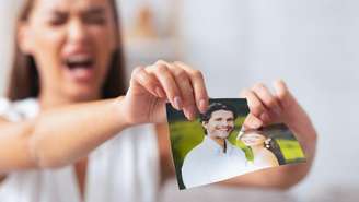 Veja quais signos não esquecem o ex